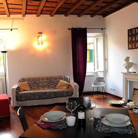 Апартаменты Lungara Рим