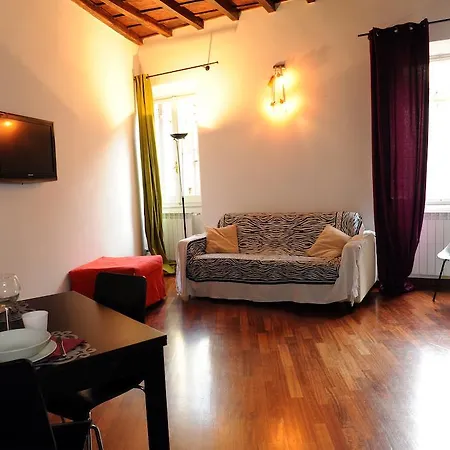 Apartment Lungara Rome